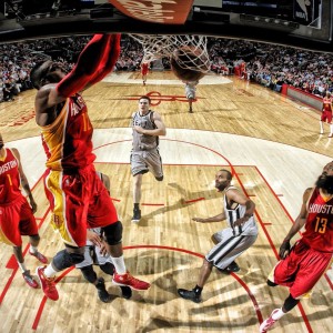 ky体育投注-李明全场爆发！砍下30+再次领衔全队胜利！，李明踢哪个位置