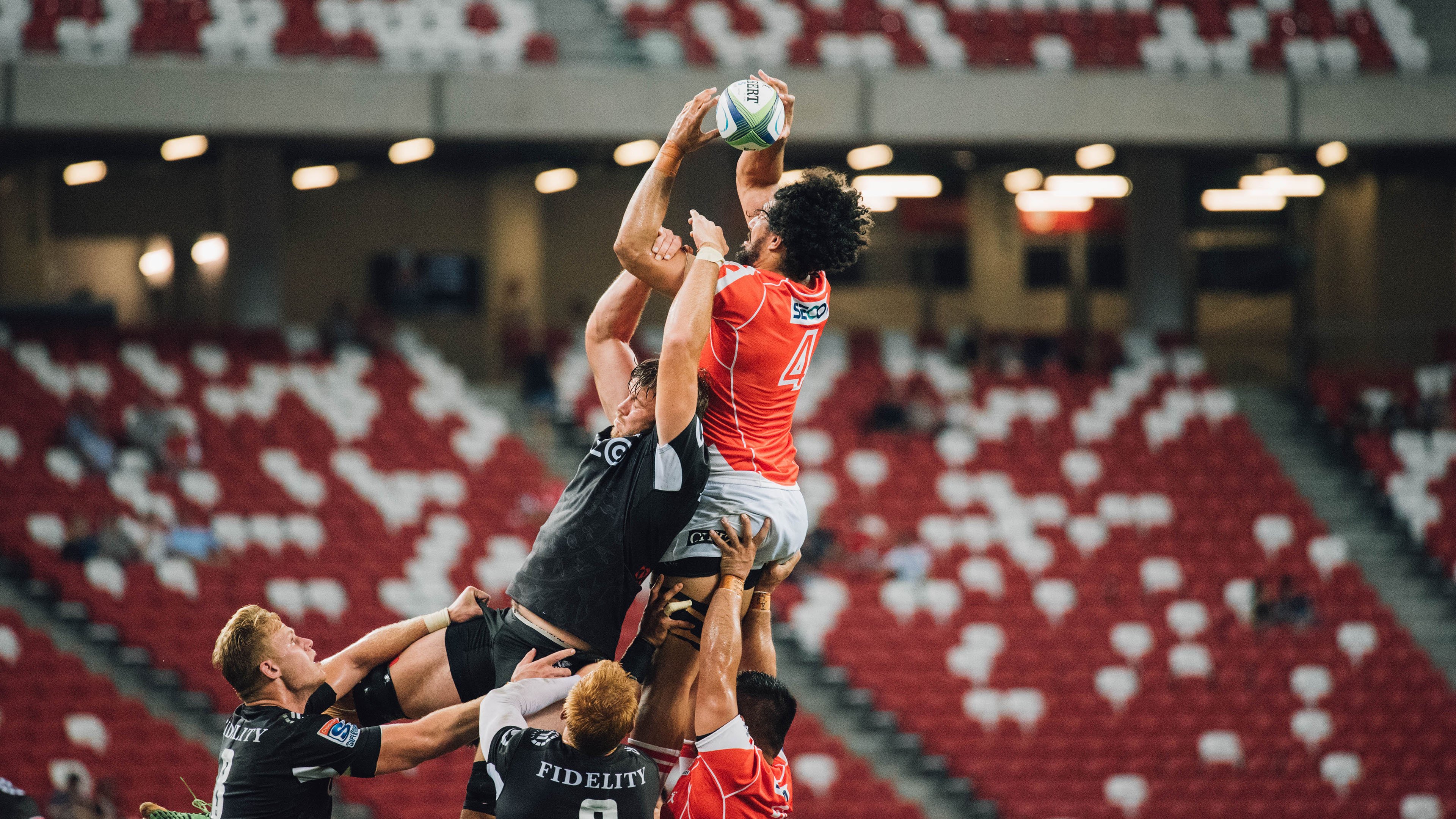 “广州队举办青少年足球体验营”，广州足球青训机构