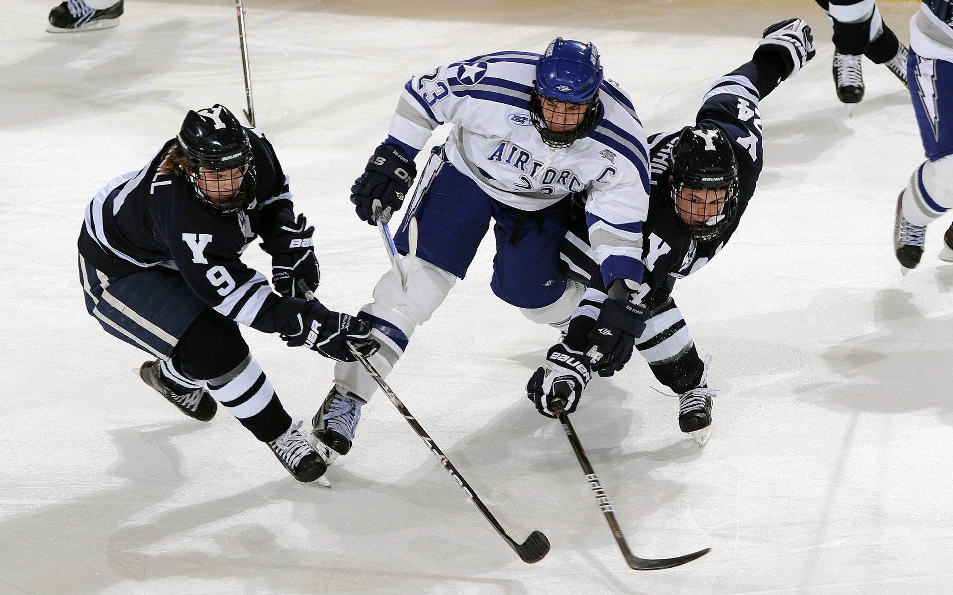 团队配合：北京队助攻18+，传球流畅令人称赞！，北京队球员